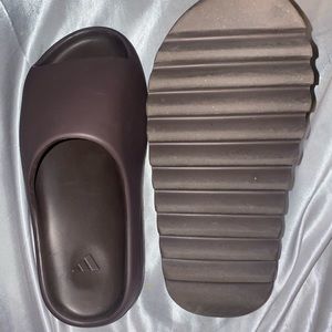 Authentic Yeezy Slides